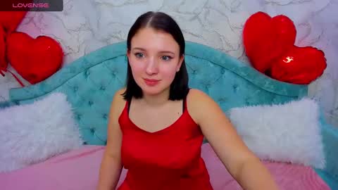 Snapshot of milinafox chatting on 15, 2, 2025 milinafox online show from 15, 2, 2025