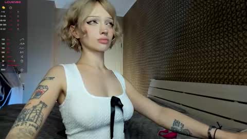 Snapshot of milinamarvelous chatting on 7, 3, 2026 Mila 3 aka Deepthroat World Champion online show from 7, 3, 2026