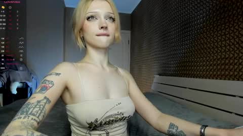 Snapshot of milinamarvelous chatting on 18, 4, 2026 Mila 3 aka Deepthroat World Champion online show from 18, 4, 2026