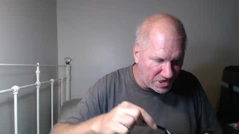 Snapshot of militarymancharliemike chatting on 11, 4, 2026 militarymancharliemike online show from 11, 4, 2026