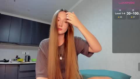 Snapshot of milkaeliza1 chatting on 14, 4, 2026 MilkaLiza online show from 14, 4, 2026