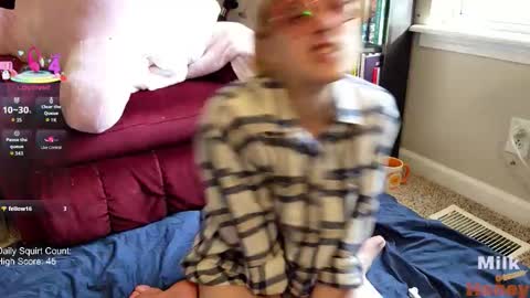 Snapshot of milkandhoneycams chatting on 16, 3, 2026 MilkandHoney online show from 16, 3, 2026