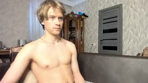 Snapshot of milkiwy chatting on 11, 6, 2026 Isaac online show from 11, 6, 2026