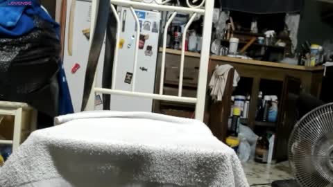 Snapshot of milkman2484 chatting on 23, 12, 2025 MilkMan2484 online show from 23, 12, 2025