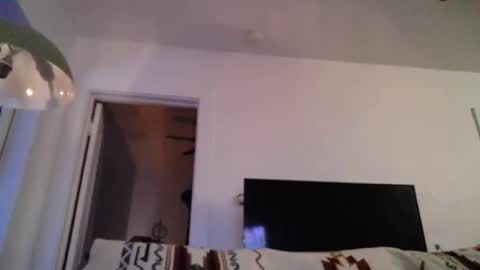 Snapshot of milknhunnny chatting on 13, 1, 2026 milknhunnny online show from 13, 1, 2026