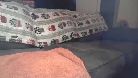 Snapshot of milknhunnny chatting on 4, 3, 2026 milknhunnny online show from 4, 3, 2026