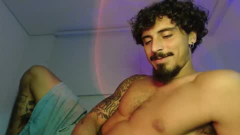 Snapshot of milkoffee chatting on 8, 5, 2026 milkoffee online show from 8, 5, 2026