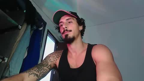 Snapshot of milkoffee chatting on 26, 5, 2026 milkoffee online show from 26, 5, 2026