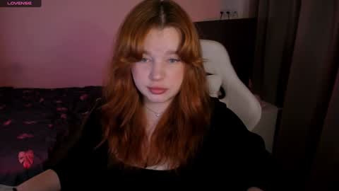 Snapshot of milky_wayx chatting on 4, 12, 2024 Lisa online show from 4, 12, 2024