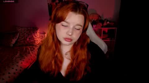 Snapshot of milky_wayx chatting on 11, 10, 2025 Lisa online show from 11, 10, 2025