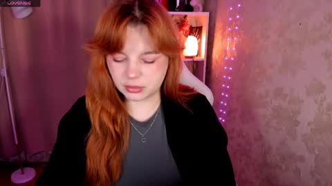 Snapshot of milky_wayx chatting on 23, 4, 2026 Lisa online show from 23, 4, 2026