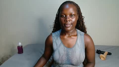 Snapshot of milla_nova chatting on 8, 3, 2026 nova online show from 8, 3, 2026