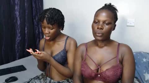 Snapshot of milla_nova chatting on 8, 4, 2026 nova online show from 8, 4, 2026