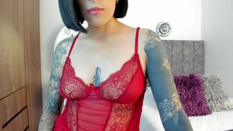 Snapshot of milla_pixxie chatting on 4, 4, 2026 Milagros online show from 4, 4, 2026