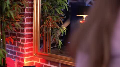 Milla online show from 5, 12, 2025