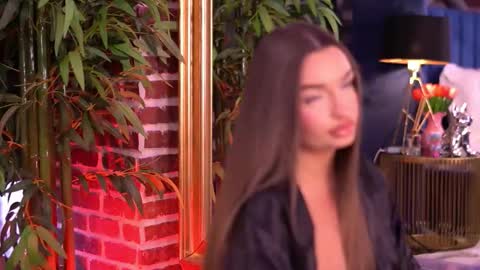 Milla online show from 14, 12, 2025