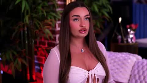 Snapshot of milla_serene chatting on 1, 2, 2026 Milla online show from 1, 2, 2026