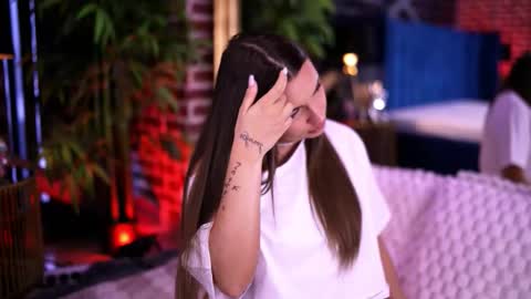 Snapshot of milla_serene chatting on 1, 3, 2026 Milla online show from 1, 3, 2026