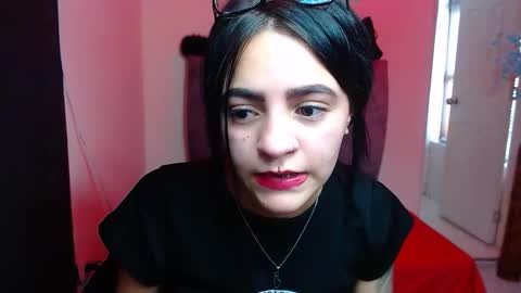 Snapshot of millacounisslosexanal chatting on 23, 10, 2025 Violeta online show from 23, 10, 2025