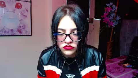 Snapshot of millacounisslosexanal chatting on 7, 11, 2025 Violeta online show from 7, 11, 2025