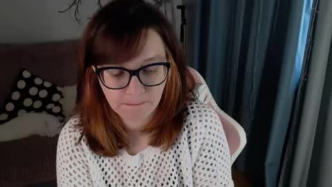 Snapshot of millapoolys chatting on 19, 4, 2026 Milla online show from 19, 4, 2026