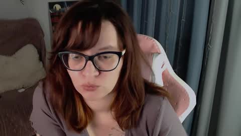 Snapshot of millapoolys chatting on 19, 4, 2026 Milla online show from 19, 4, 2026
