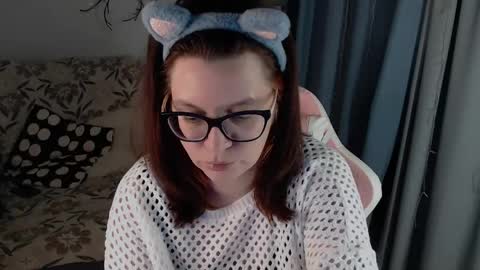 Snapshot of millapoolys chatting on 22, 4, 2026 Milla online show from 22, 4, 2026