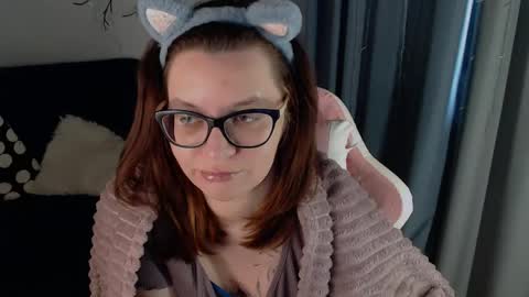 Snapshot of millapoolys chatting on 3, 5, 2026 Milla online show from 3, 5, 2026