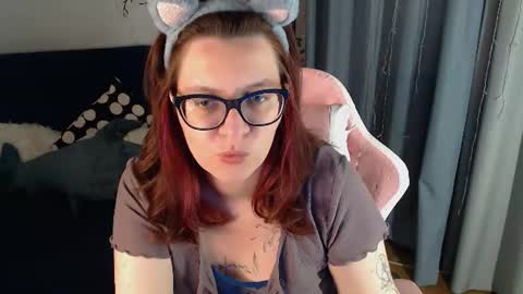 Snapshot of millapoolys chatting on 22, 6, 2026 Milla online show from 22, 6, 2026
