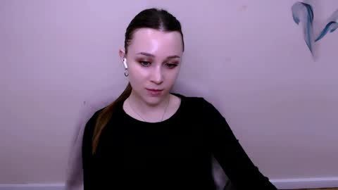 Milla online show from 17, 4, 2026