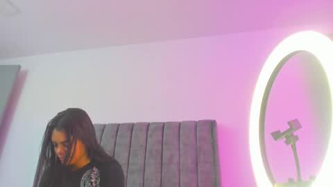 miller_silvana online show from 9, 5, 2026