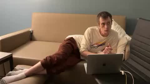 Snapshot of millerjdm chatting on 16, 12, 2024 SlimnHungOH online show from 16, 12, 2024
