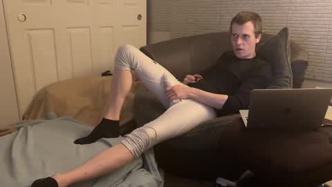 Snapshot of millerjdm chatting on 21, 12, 2024 SlimnHungOH online show from 21, 12, 2024