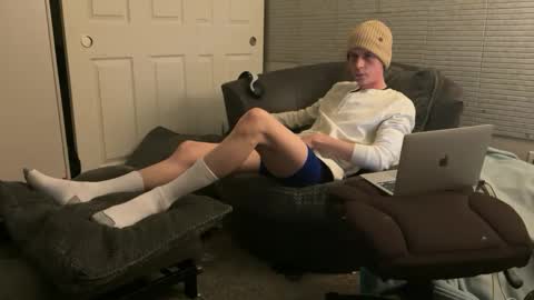Snapshot of millerjdm chatting on 26, 12, 2024 SlimnHungOH online show from 26, 12, 2024