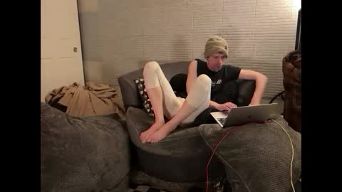 Snapshot of millerjdm chatting on 19, 2, 2025 SlimnHungOH online show from 19, 2, 2025