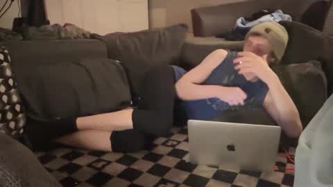 Snapshot of millerjdm chatting on 27, 2, 2025 SlimnHungOH online show from 27, 2, 2025