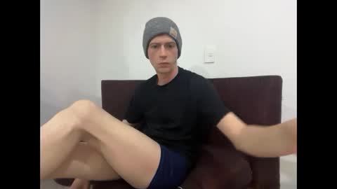 Snapshot of millerjdm chatting on 18, 9, 2025 SlimnHungOH online show from 18, 9, 2025