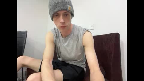 Snapshot of millerjdm chatting on 22, 9, 2025 SlimnHungOH online show from 22, 9, 2025