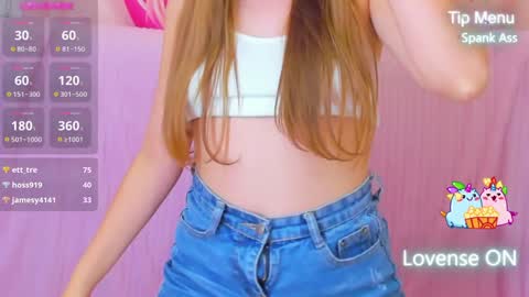 Snapshot of millibrooks chatting on 13, 12, 2024 Milly online show from 13, 12, 2024