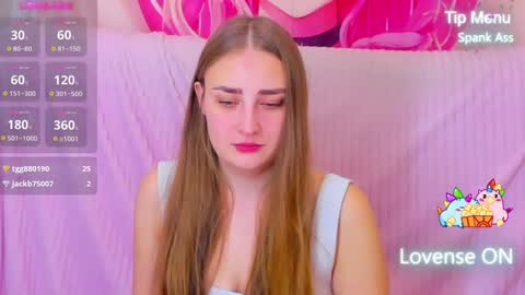 Snapshot of millibrooks chatting on 3, 2, 2025 Milly online show from 3, 2, 2025