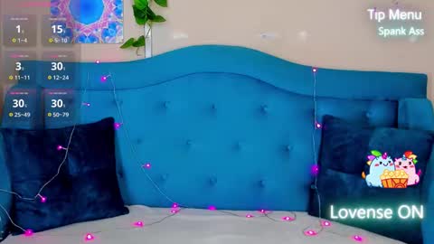 Snapshot of millibrooks chatting on 14, 10, 2025 Milly online show from 14, 10, 2025