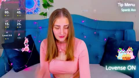 Snapshot of millibrooks chatting on 15, 11, 2025 Milly online show from 15, 11, 2025