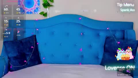 Snapshot of millibrooks chatting on 1, 12, 2025 Milly online show from 1, 12, 2025