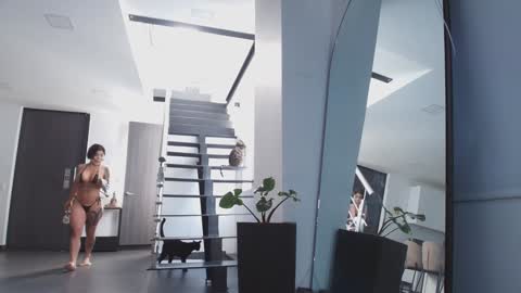 Mila  online show from 11, 1, 2025