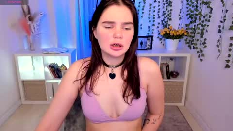 Snapshot of milly_brown_ chatting on 30, 4, 2026 Welcome My name is Tina online show from 30, 4, 2026