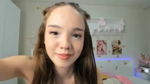 Snapshot of milly_heart chatting on 11, 7, 2026 Milly online show from 11, 7, 2026