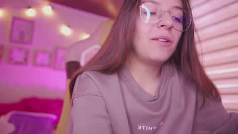 Snapshot of milly_kenner chatting on 16, 3, 2026 MILLY online show from 16, 3, 2026