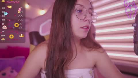 Snapshot of milly_kenner chatting on 16, 4, 2026 MILLY online show from 16, 4, 2026