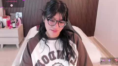 millyevans1 online show from 28, 7, 2026
