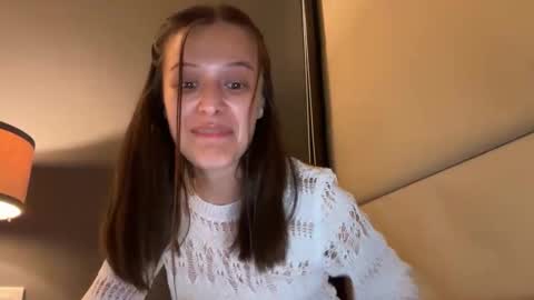 Snapshot of millypetite chatting on 31, 10, 2025 Milly online show from 31, 10, 2025